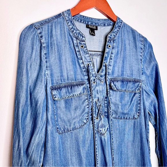 A.N.A. Womens Lyocell Chambray Popover Top Small Lace Up Dolphin Hem Popover - Picture 5 of 11